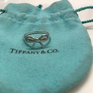 Authentic Tiffany & Co. silver bow ring- size 7